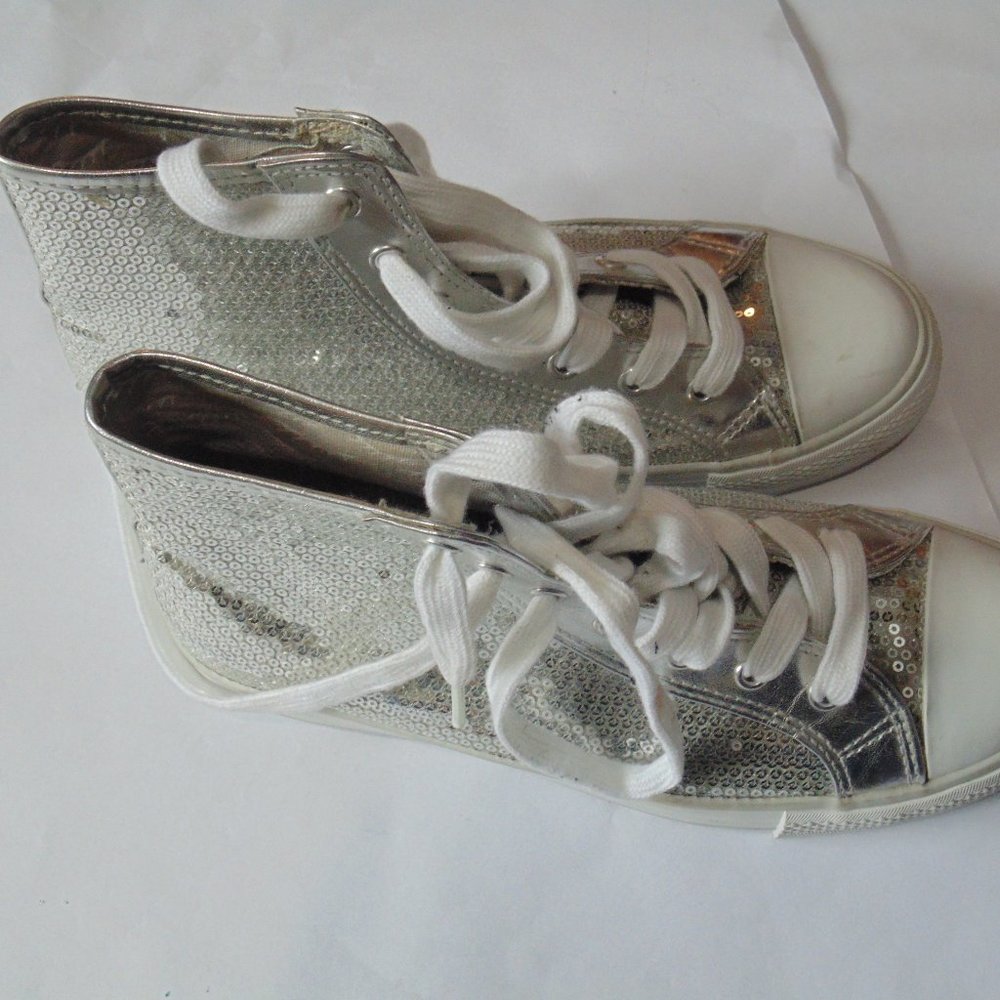 Gotta Flurt shoes